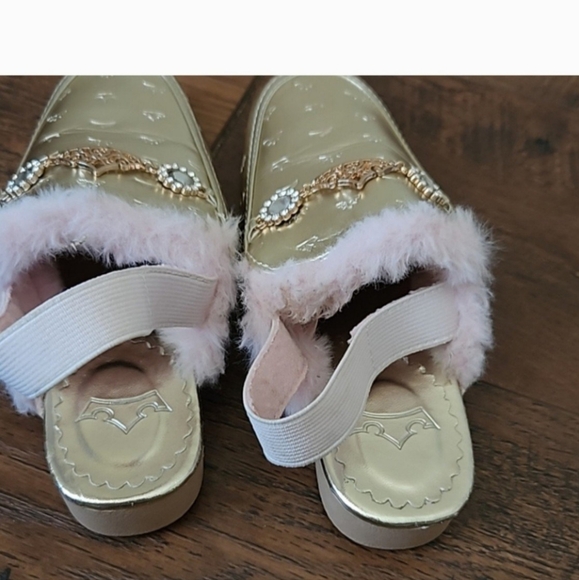 Disney princess slippers gold slip ons 12 - Picture 5 of 5